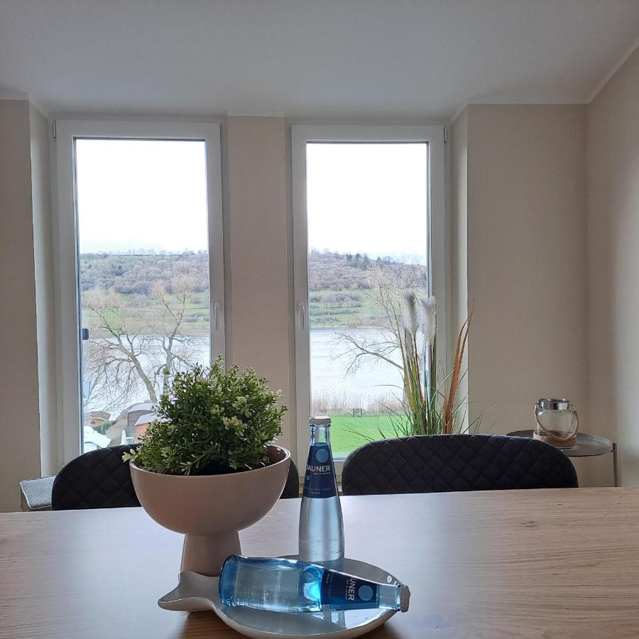 Hotel-Ferienwohnungen Cafe Maarblick Schalkenmehren Esterno foto